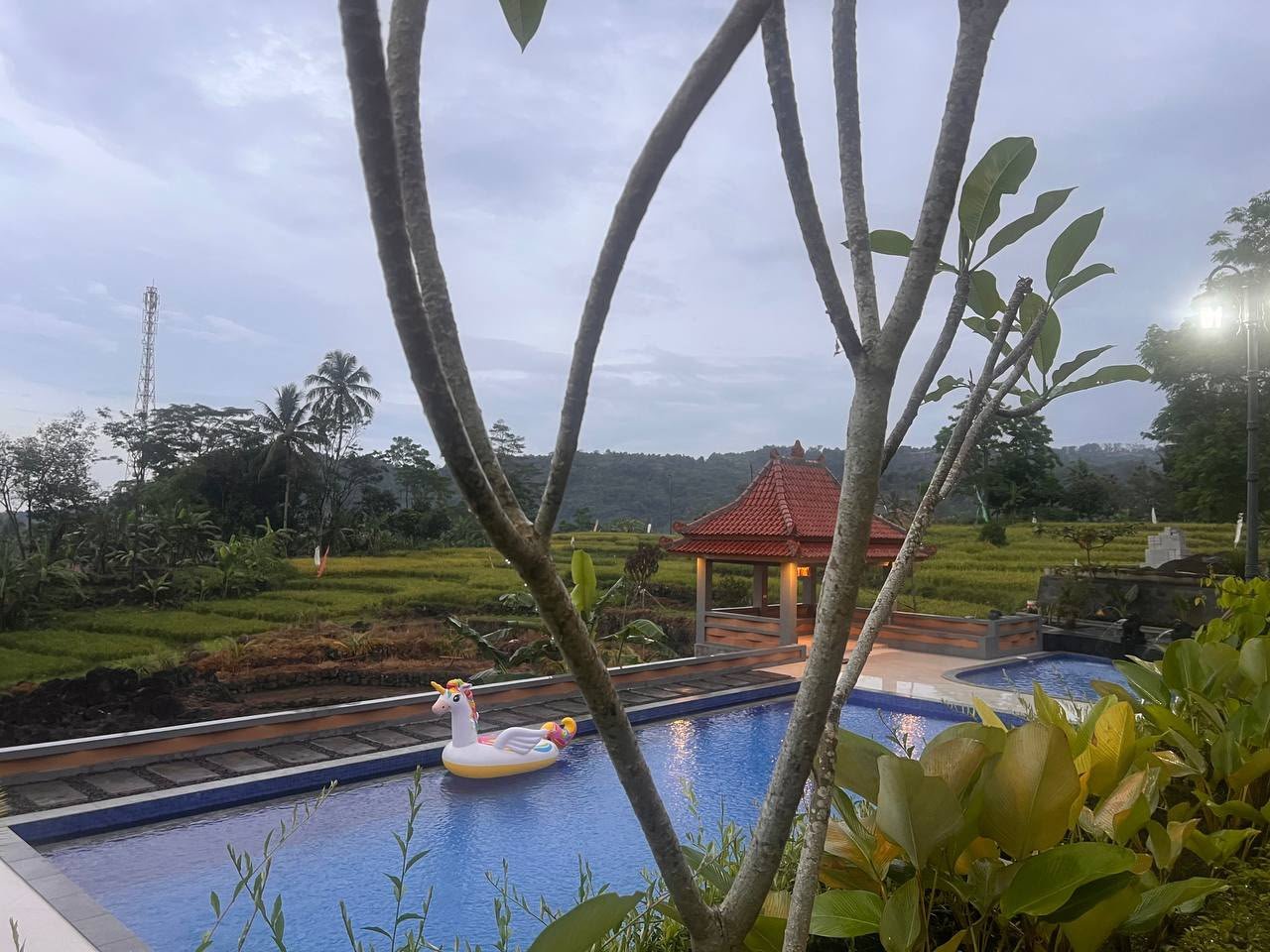 Kolam Renang Hotel Abah Subang